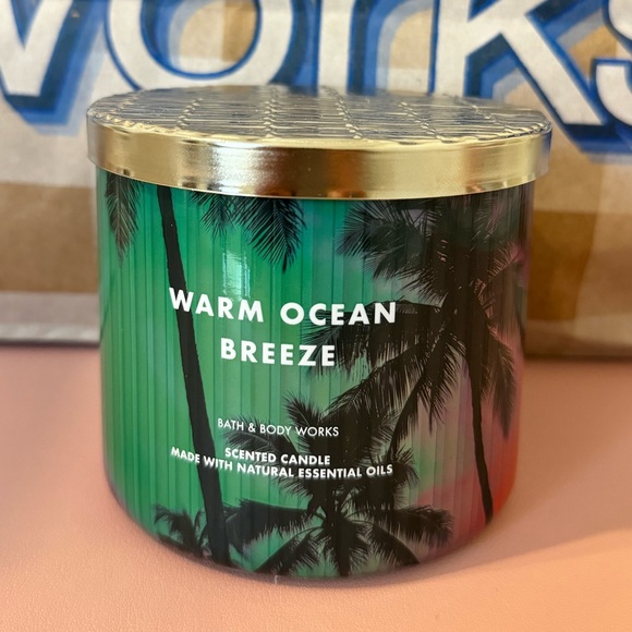 Bath & Body Works Other - NEW!! BBW CANDLE WARM OCEAN BREEZE